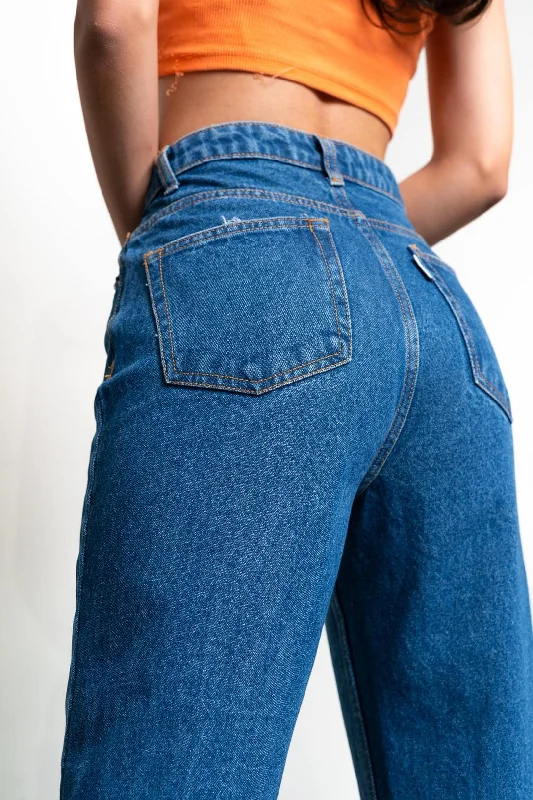 90's Vintage Distressed Bootcut Jeans