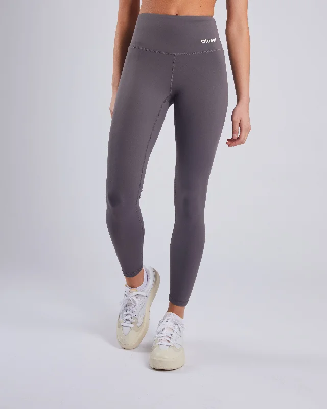 Ana Icon Pant Dark Clay