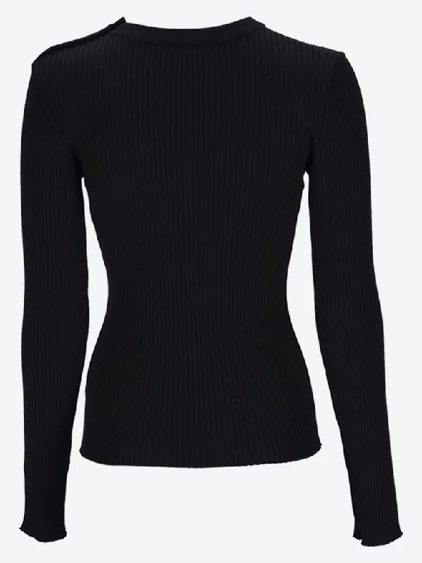 Shoulder snaps rib knit sweater